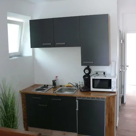 Apartman Apartmenthaus Zum Birnbaum 6 *